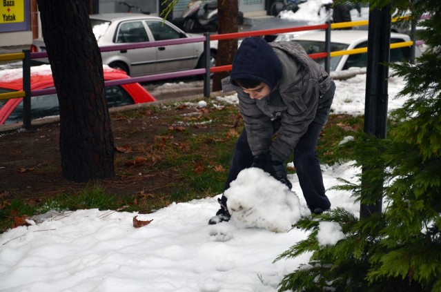 Osmancık’a yoğun kar yağdı