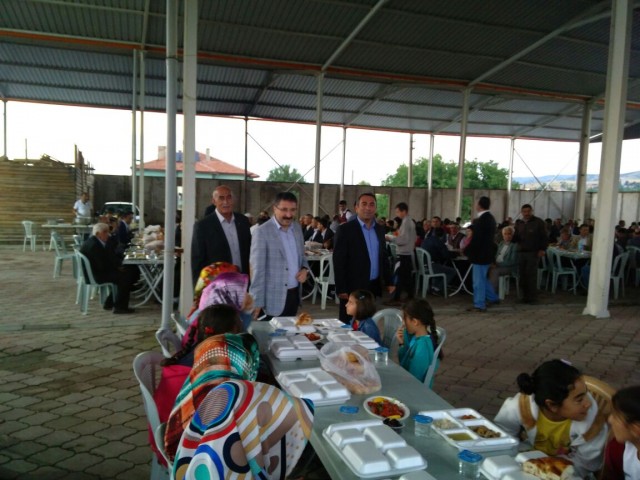 AK Parti Boğazkale’de iftar yaptı