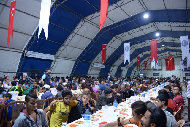 Külcü, Ramazan çadırında