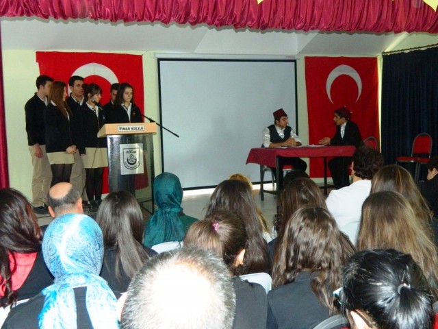 Pınar Koleji Akif’i andı