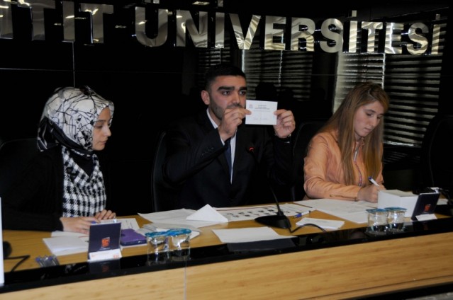 Hitit Üniversitesi'nde Konsey Başkanlığı seçimleri