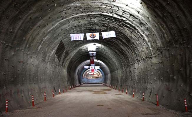 Tüneller bitti, Kırkdilim yazın trafiğe açılıyor