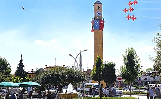 Türk Yıldızları Kadeş Meydanı’nda