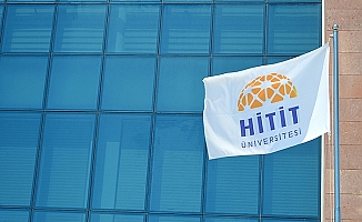 Hitit Üniversitesi erteledi