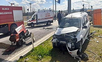 Traktörü ikiye bölen kaza, 4 yaralı
