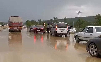 Ankara yolunu sel bastı