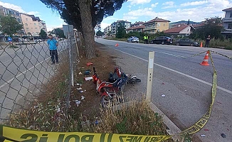 Bisiklet ve motosiklet çarpıştı, 4 yaralı