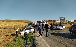 Ortaköy yolunda kaza, 4 yaralı