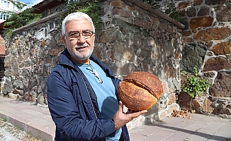 Antik ekmek ve sirke üretiyor