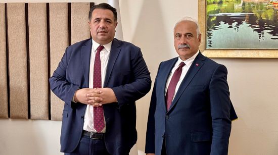 6 aydır o yolun peşindeler