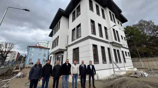 Açılış için gün sayıyor