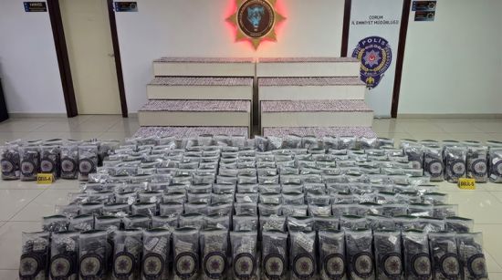 Çorum’da uyuşturucu sevkiyatına darbe