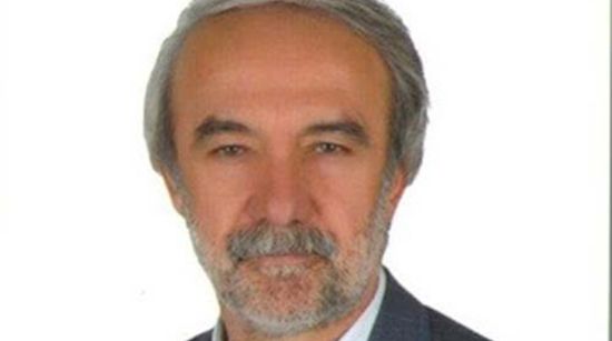 Hakikat bir yerlerden sızmayı başarıyor