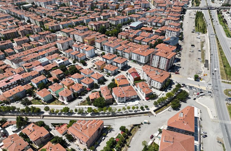 İYC Kavşağı’nda yeni güzergah, pazar taşınıyor