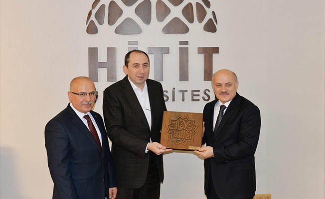 HAK-İŞ'ten Rektör'e ziyaret
