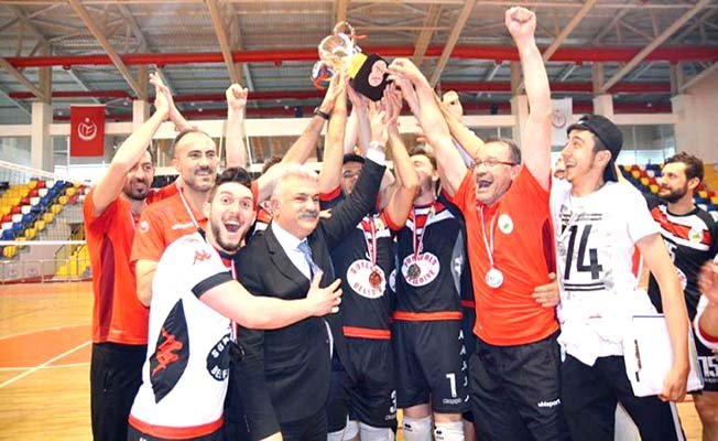 Alkışlar Sungurlu'ya