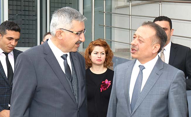 O ilçelerde dikkat çeken projeler