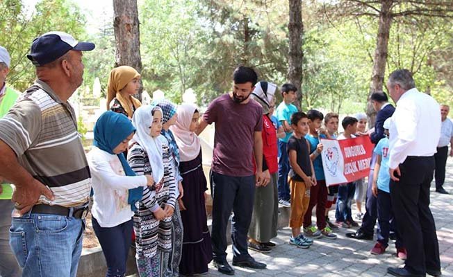 Hatmi tamamlayıp şehadete koştu