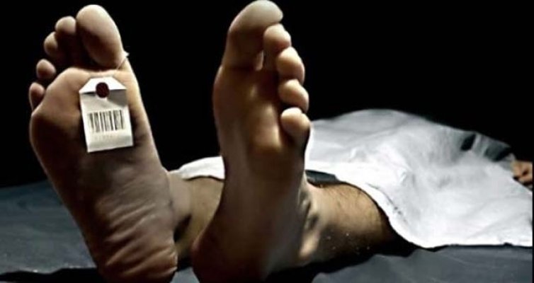 Yaşlı adam yüksekten düştü, öldü