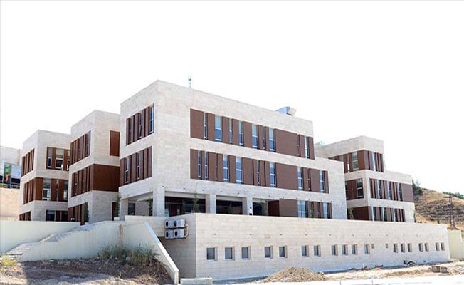 Kampüs yemekhanesi hizmete girdi