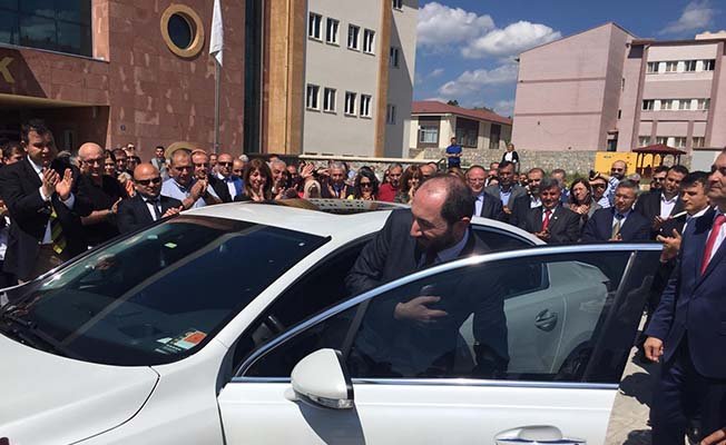 Alkan alkışlarla uğurlandı