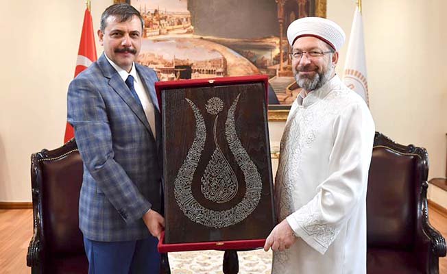 Vali Diyanet İşleri Başkanı’ndan talep etti