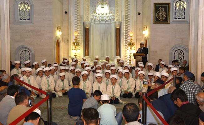 Hafızlar icazet aldı