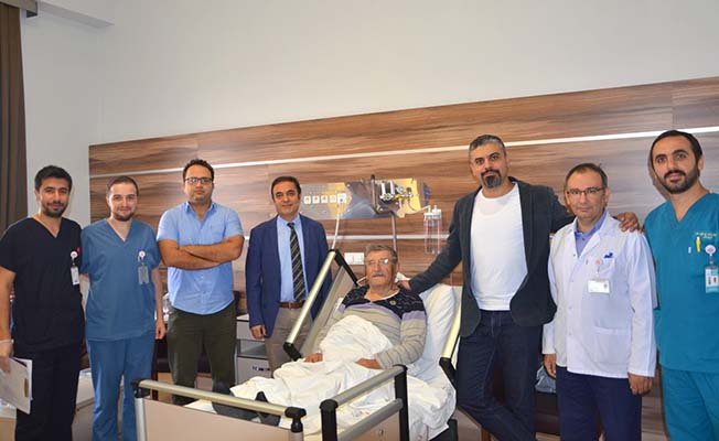 İki başarılı böbrek operasyonu