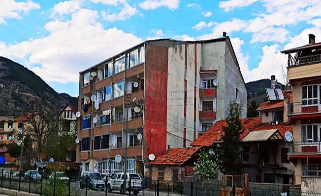 Tüm ilçe onlar için dua ediyor