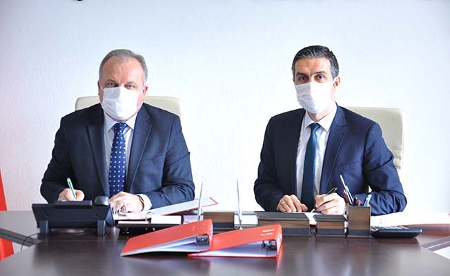 3 tarihi eser için imza
