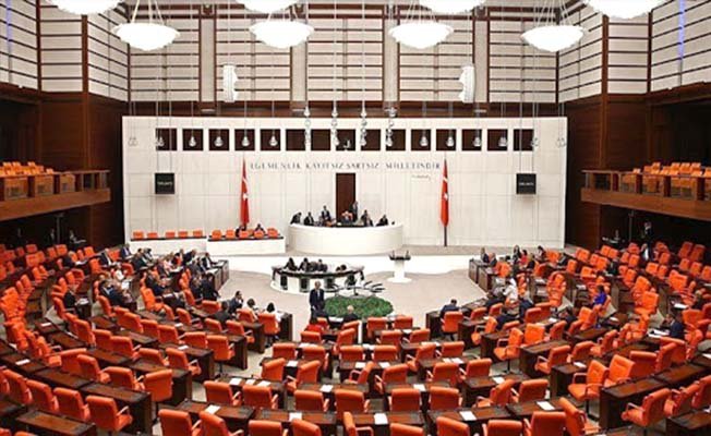 Siyasi partiler yasası tartışılıyor