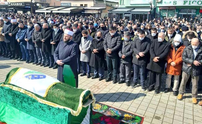 Kavuncu, Husoviç’in cenazesine katıldı