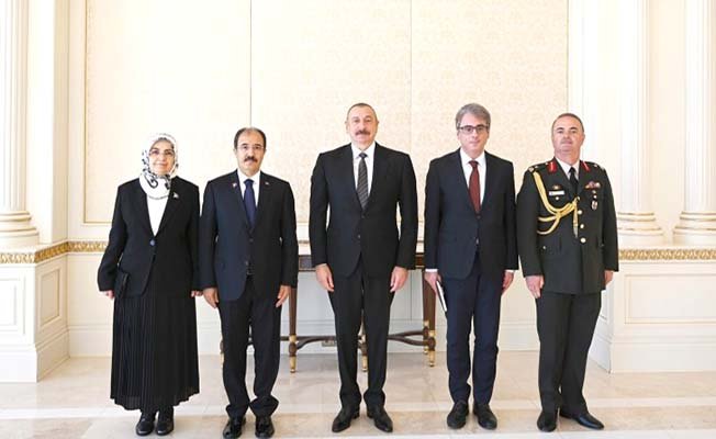 Büyükelçi Bağcı güven mektubunu Aliyev’e sundu