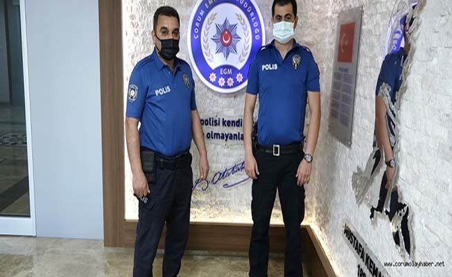 Polis memuru yaralıya atleti ile tampon yaptı