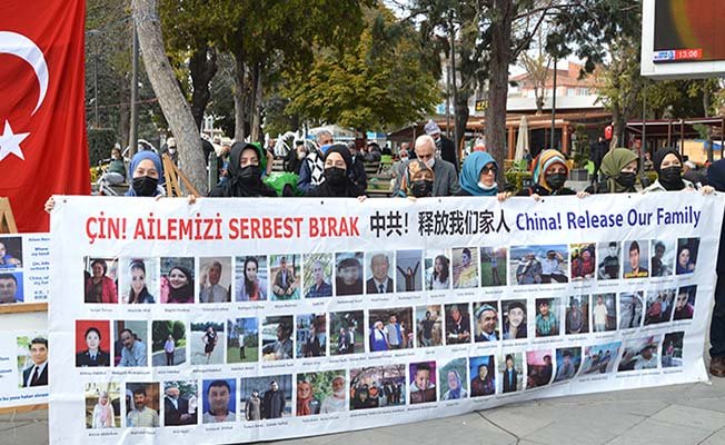 Çin zulmüne böyle tepki gösterdiler