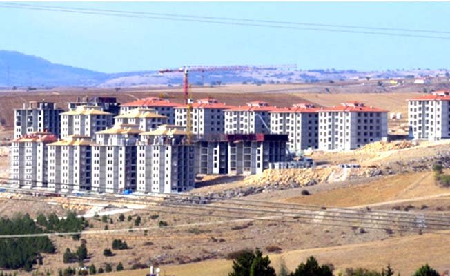 Kuruçay’da TOKİ konutları satılıyor