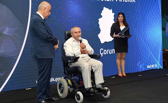 Örnek başarıya Bakan ödülü