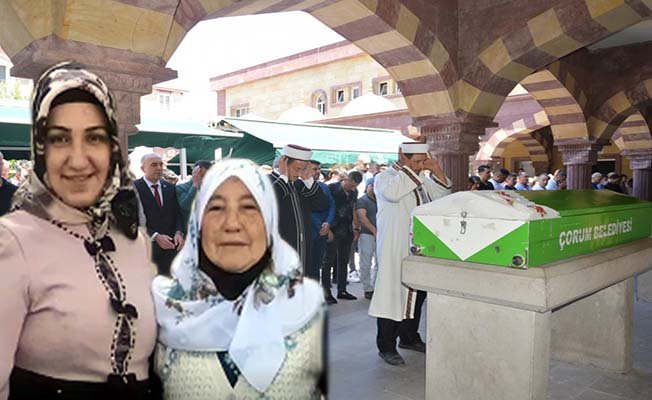 Anne-kız gözyaşları içinde toprağa verildi