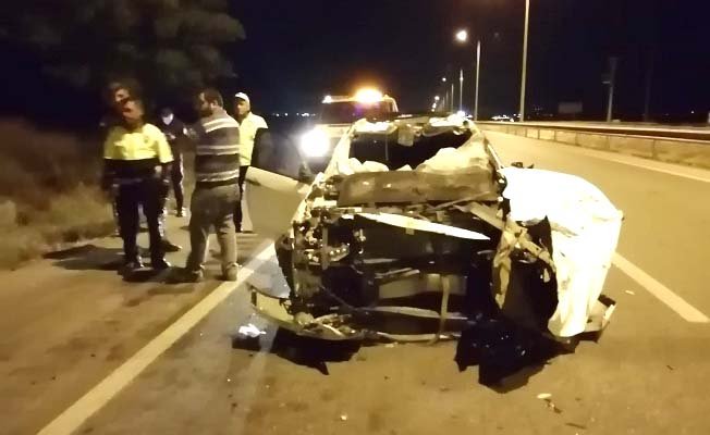 Alaca yol ayrımında kaza, 1 çocuk hayatını kaybetti