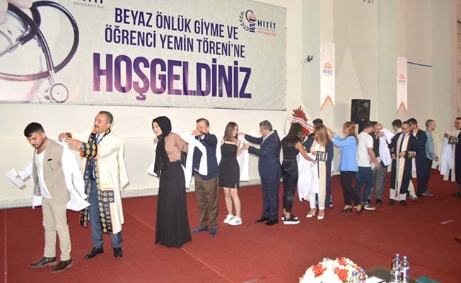İlk beyaz önlük, ilk yemin