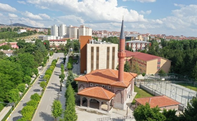 Mevlit Kandili’ni idrak ediyoruz