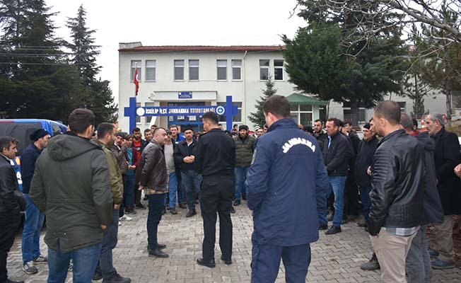 Maden işçilerinden ‘İşimizi istiyoruz’ eylemi