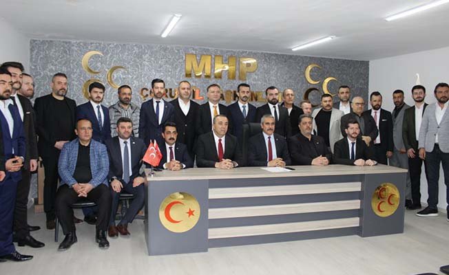 Kayrıcı adaylığını açıkladı, bir de söz verdi