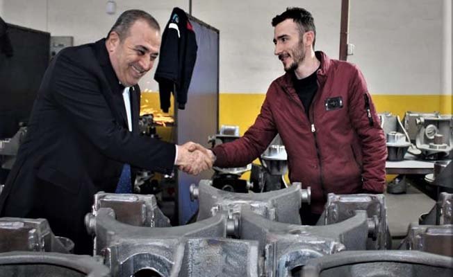 Sanayiciye hükûmet desteği şart