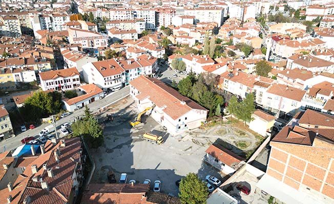 1 kilometrelik yeni bulvar yol