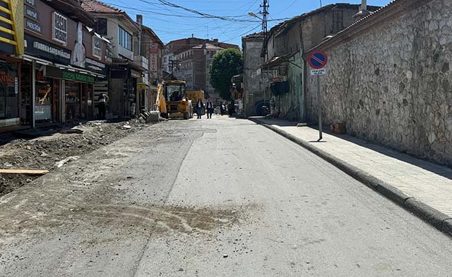 Çalışma var, o cadde trafiğe kapalı