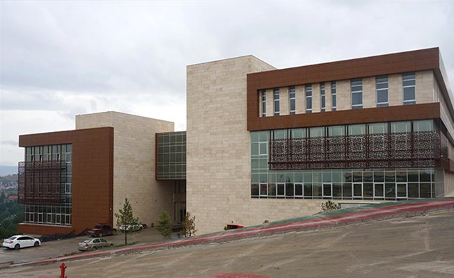 O fakülteye 3 yıllık akreditasyon