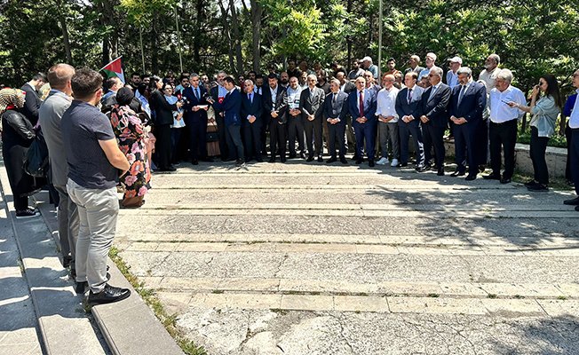 Ahlatcı İsrail Büyükelçiliği önünde eylemde