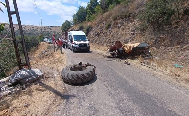 Traktör 30 metrelik şarampole uçtu, 1 ölü
