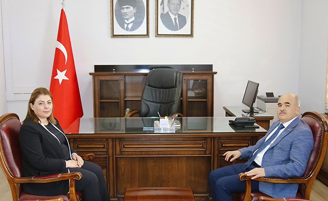 Çorum'un ilk kadın vali yardımcısı göreve başladı
